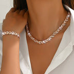 Olivia™ – Luksuriøst Fiskehale-sett med Rhinestones